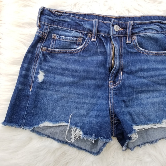 American Eagle Denim Distressed Tomgirl Shorts 4 - Picture 4 of 14